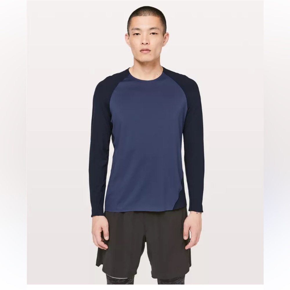 Lululemon Shirt Men's L Focal Point Training Two-Tone Blue Raglan Long Sleeve